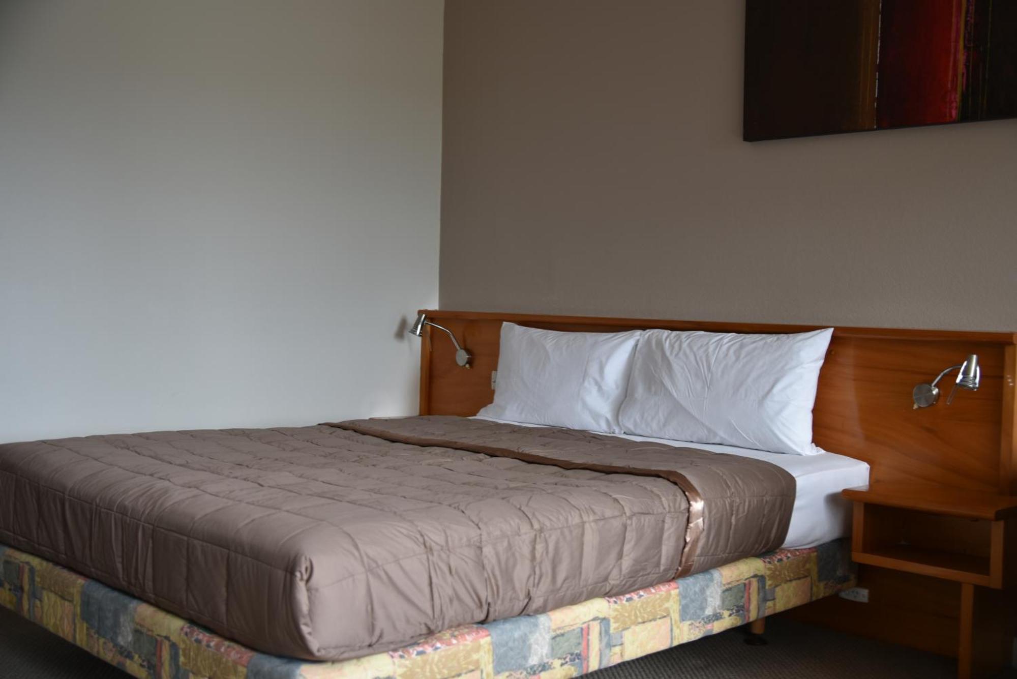 Aotea Lodge โพริรัว ภายนอก รูปภาพ