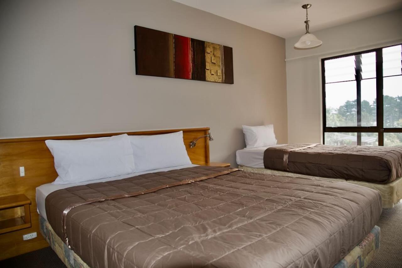 Aotea Lodge โพริรัว ภายนอก รูปภาพ